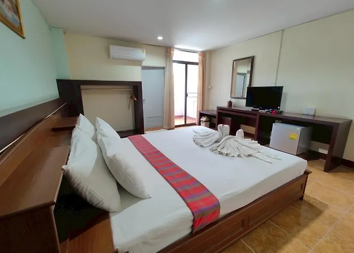 Cabbages & Condoms Ratchaburi โรงแรม 3*